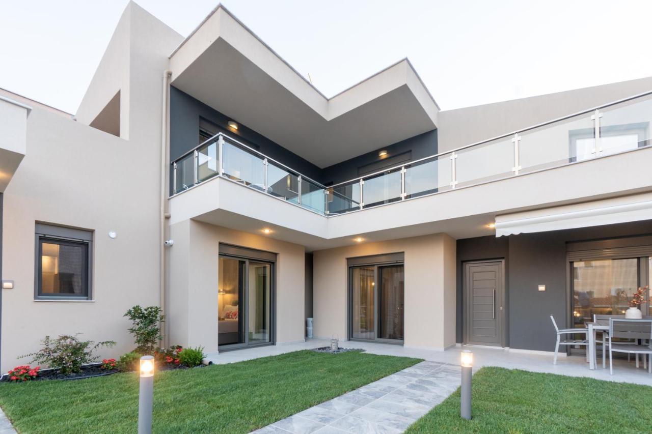 3 Doors Villas Nea Iraklitsa Extérieur photo