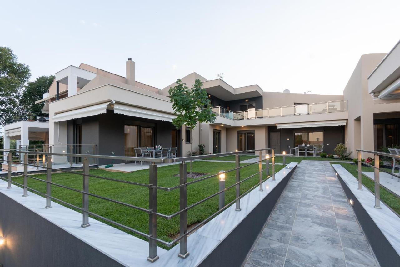 3 Doors Villas Nea Iraklitsa Extérieur photo