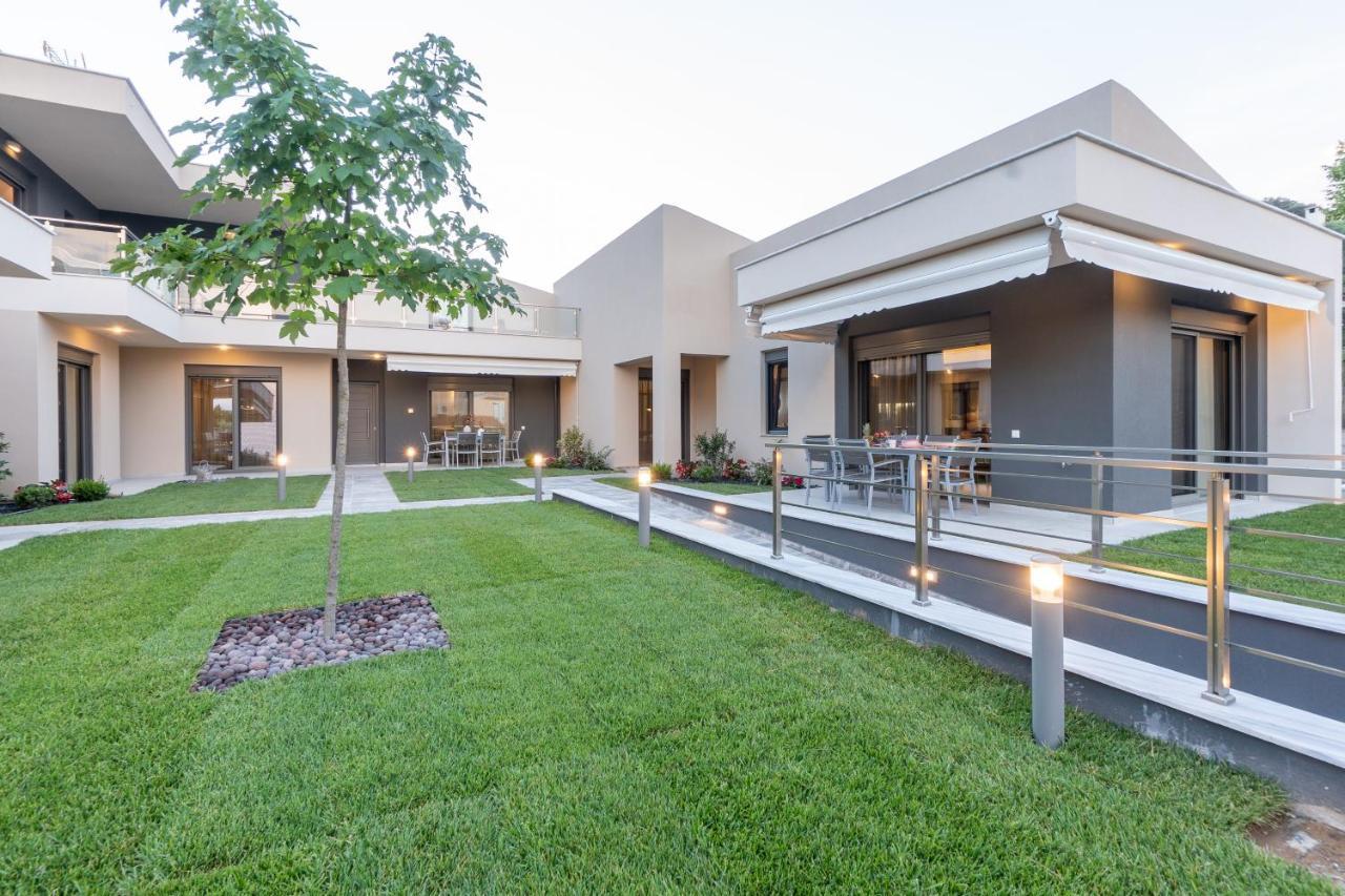 3 Doors Villas Nea Iraklitsa Extérieur photo