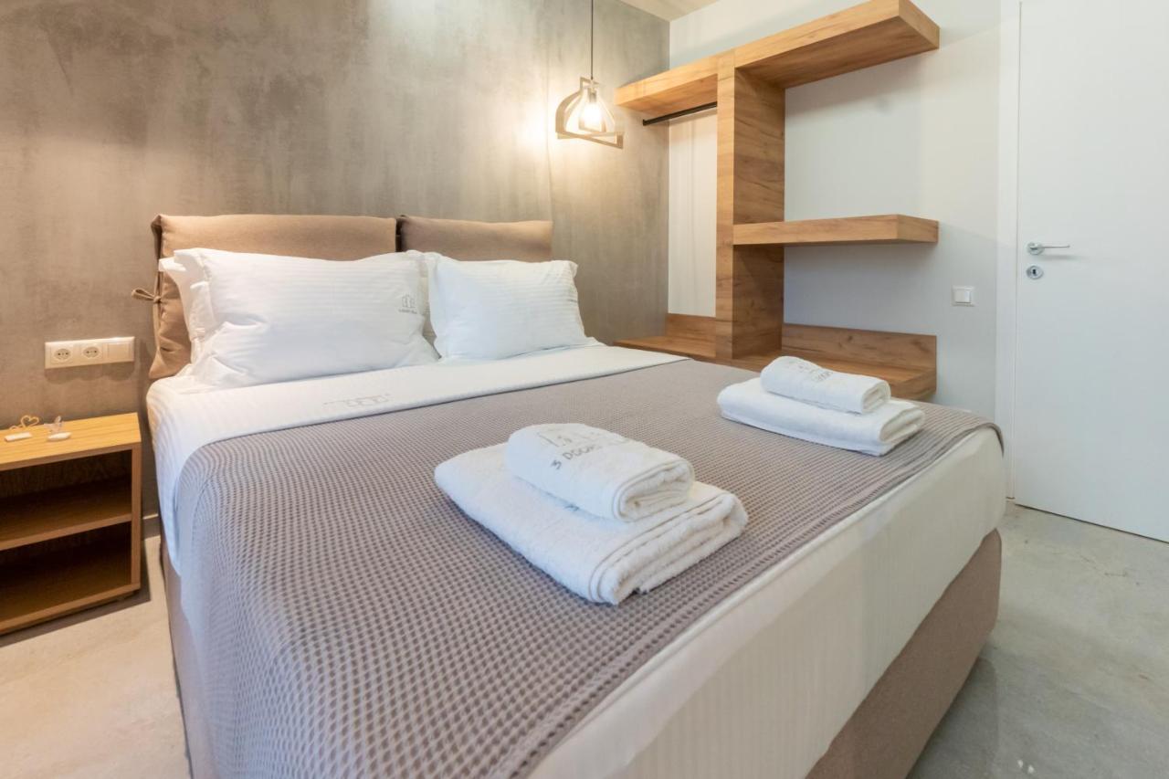 3 Doors Villas Nea Iraklitsa Extérieur photo